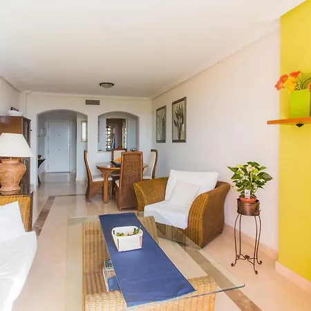 Appartamento 3-bed Sleeps 5 W Views & Golf & Country Club Benahavís