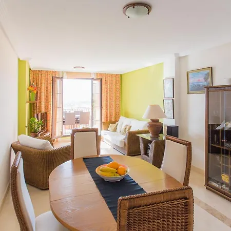 3-bed Sleeps 5 W Views & Golf & Country Club Appartamento
